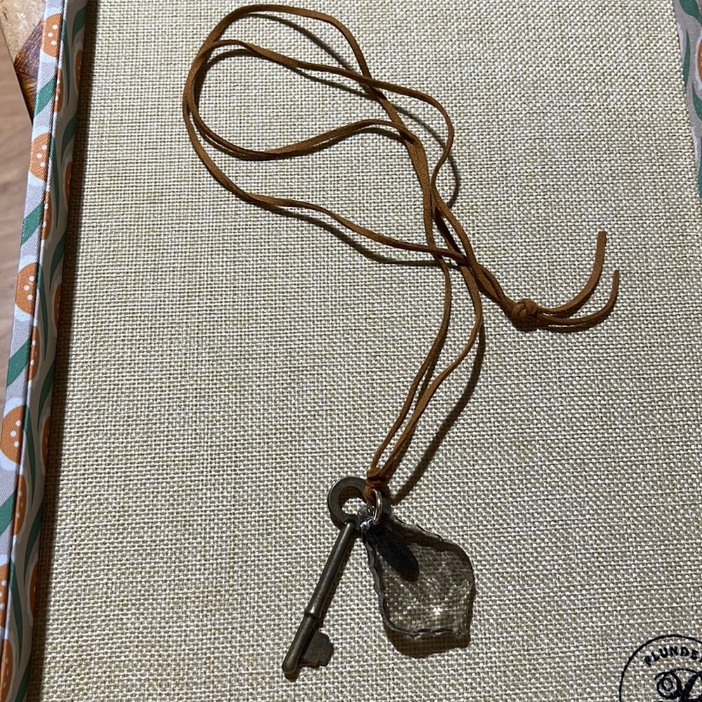 Crystal key